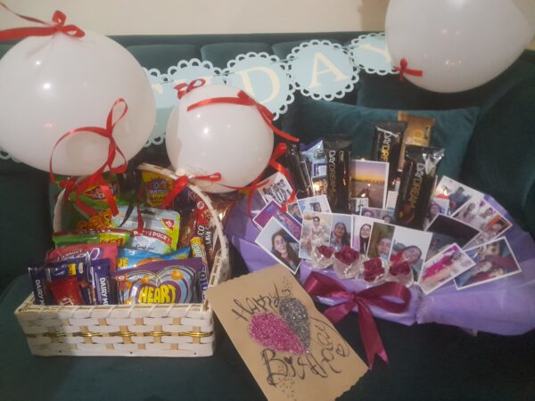 Baskets & Trays